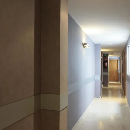 Milord's Hotell 3*